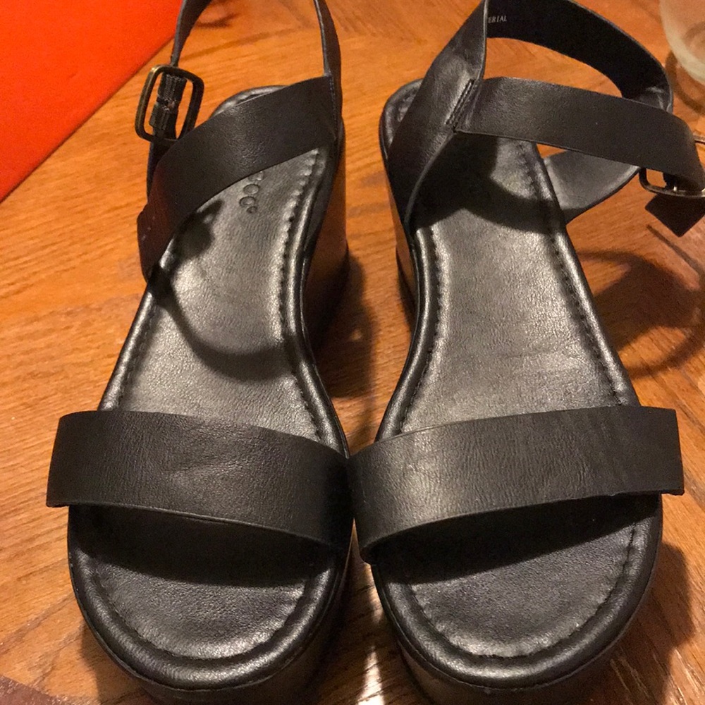 Bamboo Black Shoes